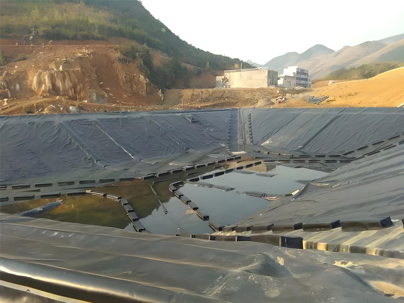 Revêtement de Piscine en Plastique Imperméable à l'eau Pour l'exploitation Minièr