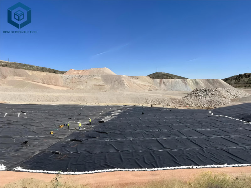Doublure de Géomembrane Texturée pour Couche d'isolation