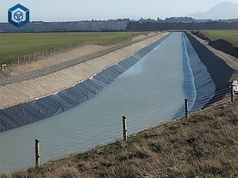 Géomembrane HDPE Lisse pour Stockage d’Eau