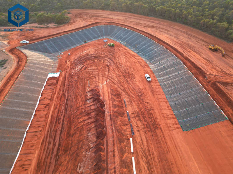 Fournisseurs De Bâches Bassin PEHD Géomembrane Bassin Prix
