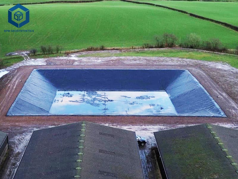 Géo membrane En Polyéthylène Haute Densité Pour La Contention Des Déchets Industriels