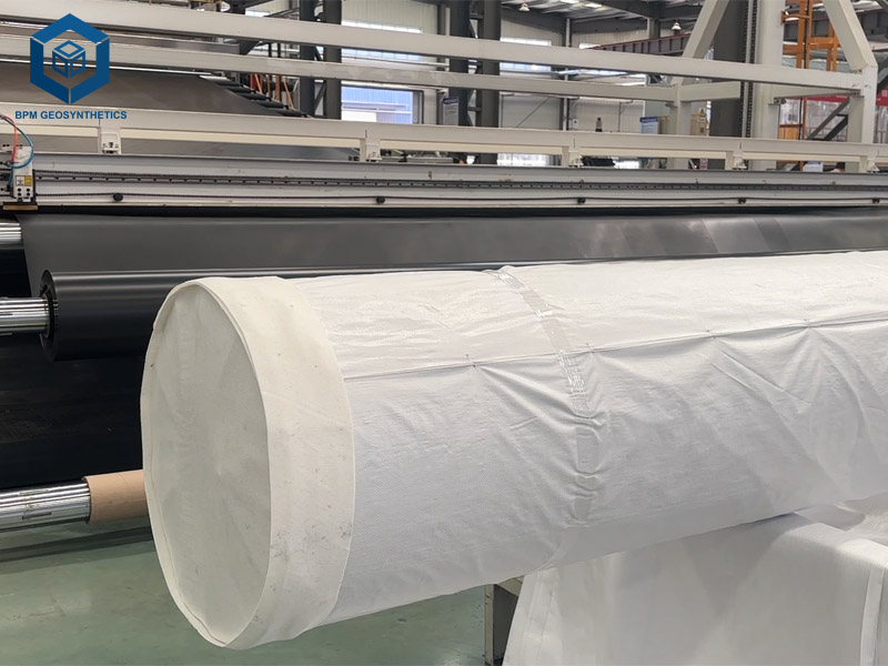Géomembrane 2mm BPM Prix Géomembrane PEHD m² pour Étanchéité de Bassins