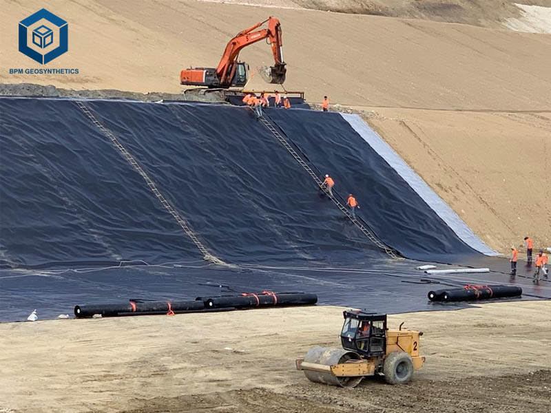 Géomembrane 2mm pour Bassin de Jardin