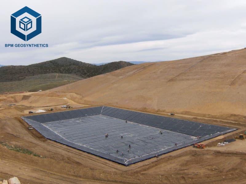 Solution Fiable en Géomembrane pour les Bassins